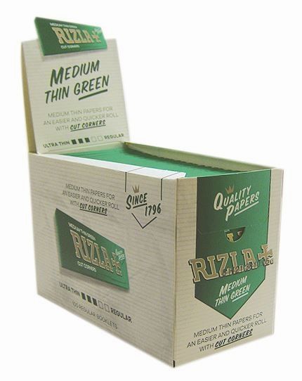 Rizla Medium Thin Rolling Papers with Cut Corners - Green Booklets - 100 Booklets www